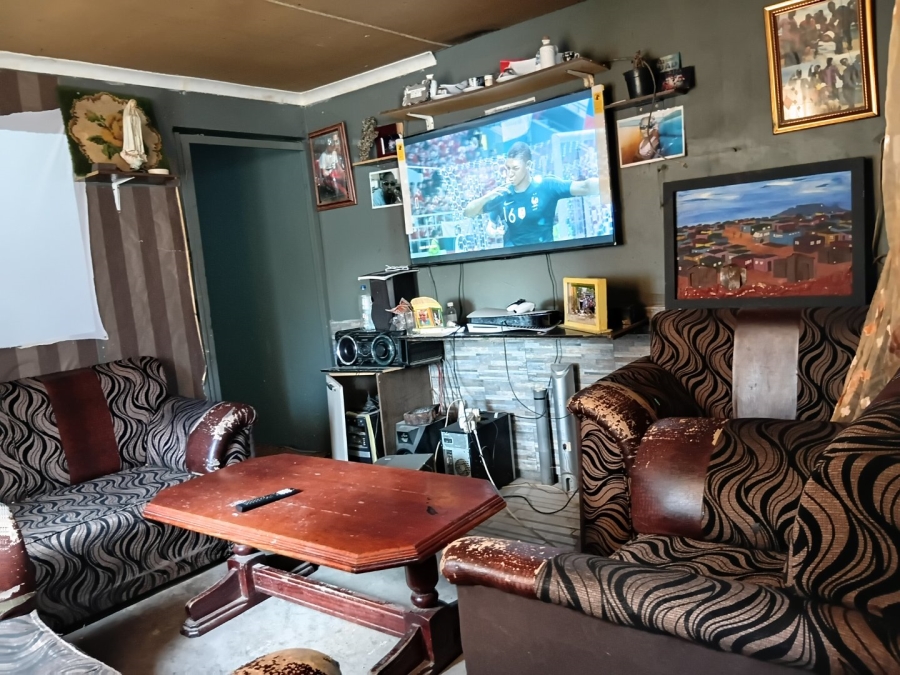 3 Bedroom Property for Sale in Electric City Western Cape